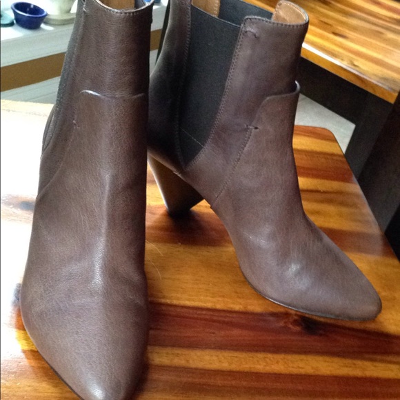 Stunning Veronica beard boots - Picture 2 of 8